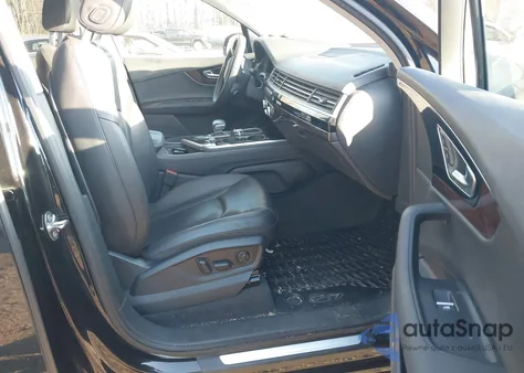 2018 Audi Q7 3.0T Premium z USA, uszkodzony, nr VIN WA1VAAF73JD013472